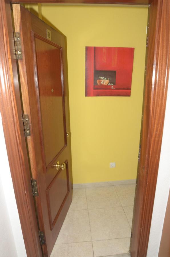 Habitacion Grande Con Terraza Privada, Malaga Centro Eksteriør billede