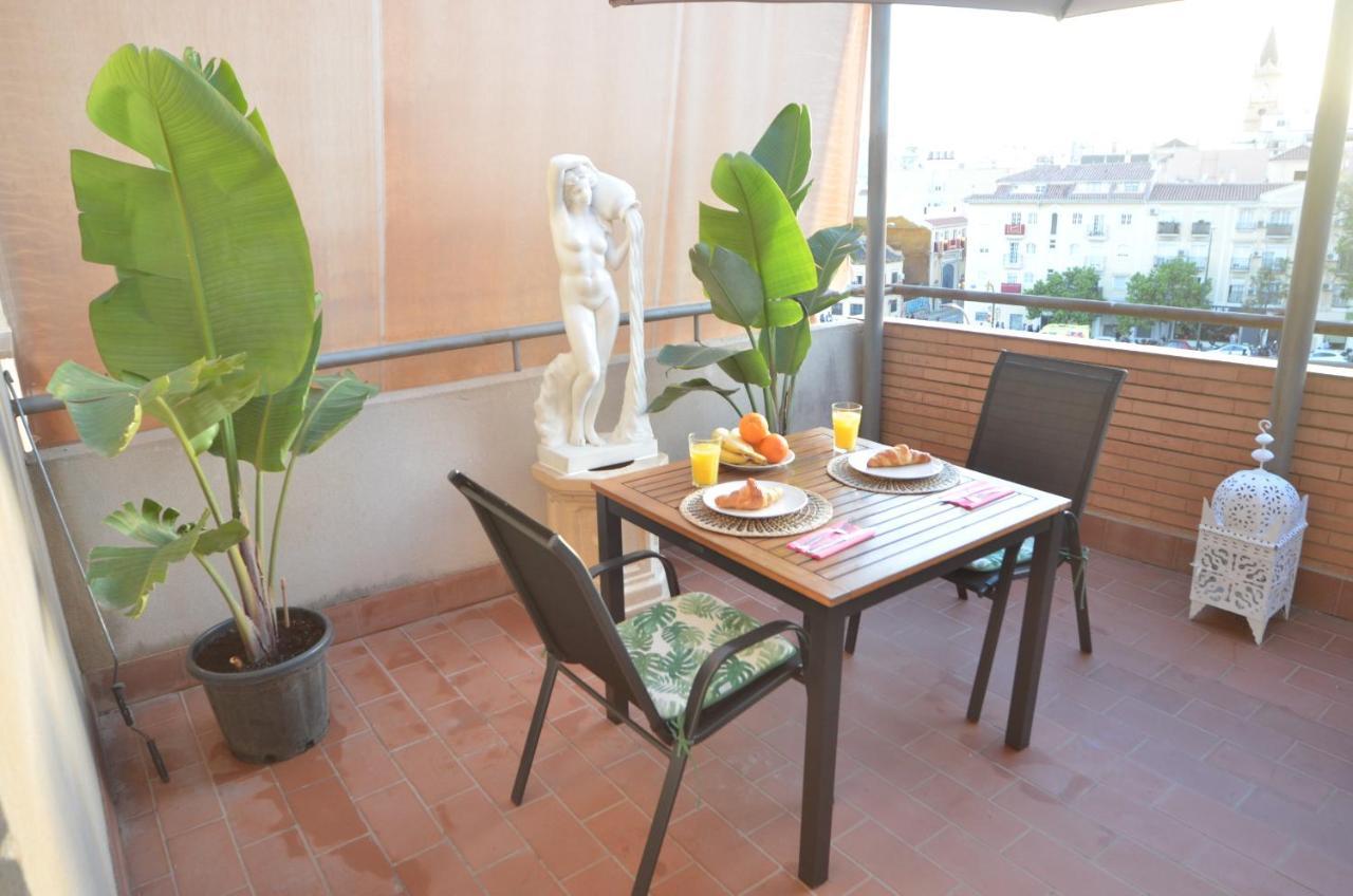 Habitacion Grande Con Terraza Privada, Malaga Centro Eksteriør billede