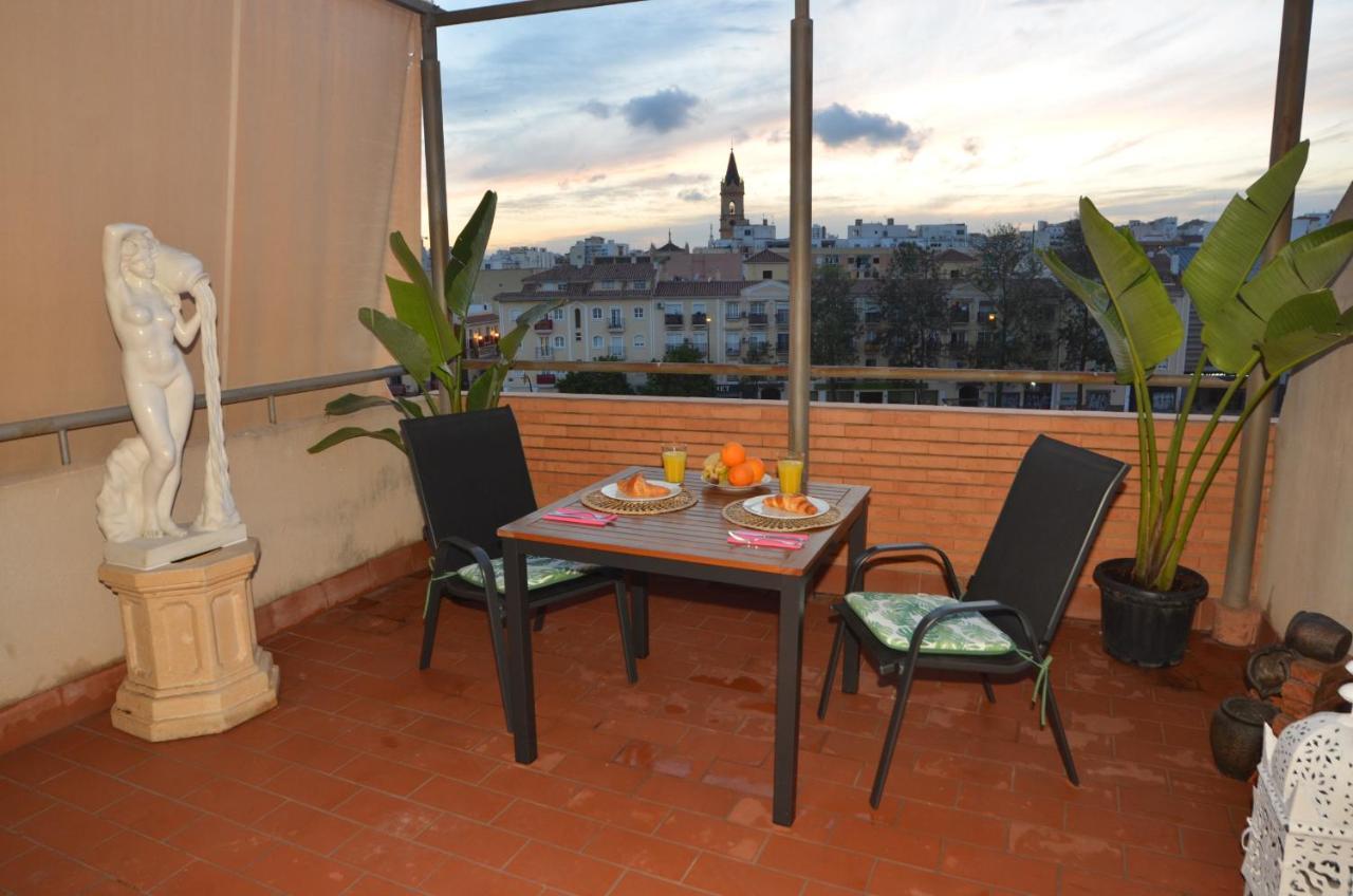 Habitacion Grande Con Terraza Privada, Malaga Centro Eksteriør billede