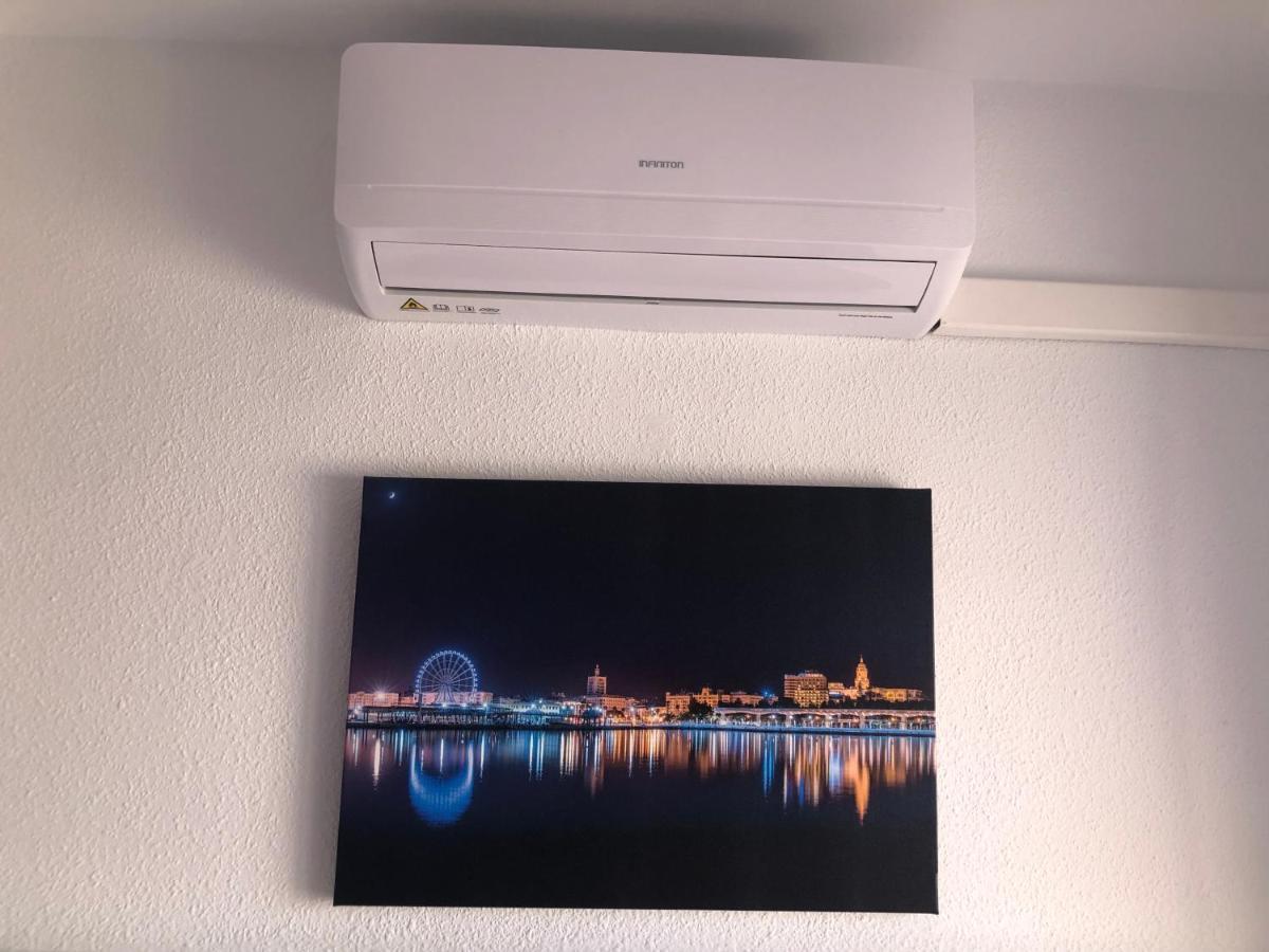Habitacion Grande Con Terraza Privada, Malaga Centro Eksteriør billede